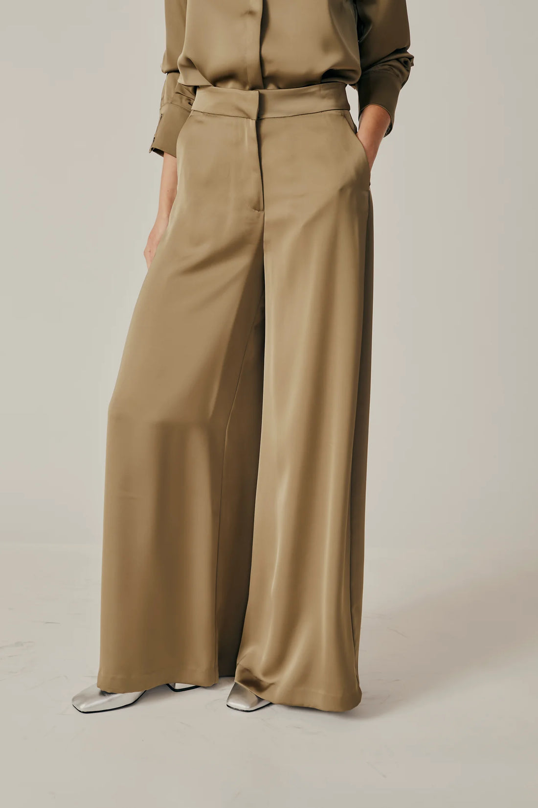 DELUC IRIS PANT - OLIVE PANT DELUC   