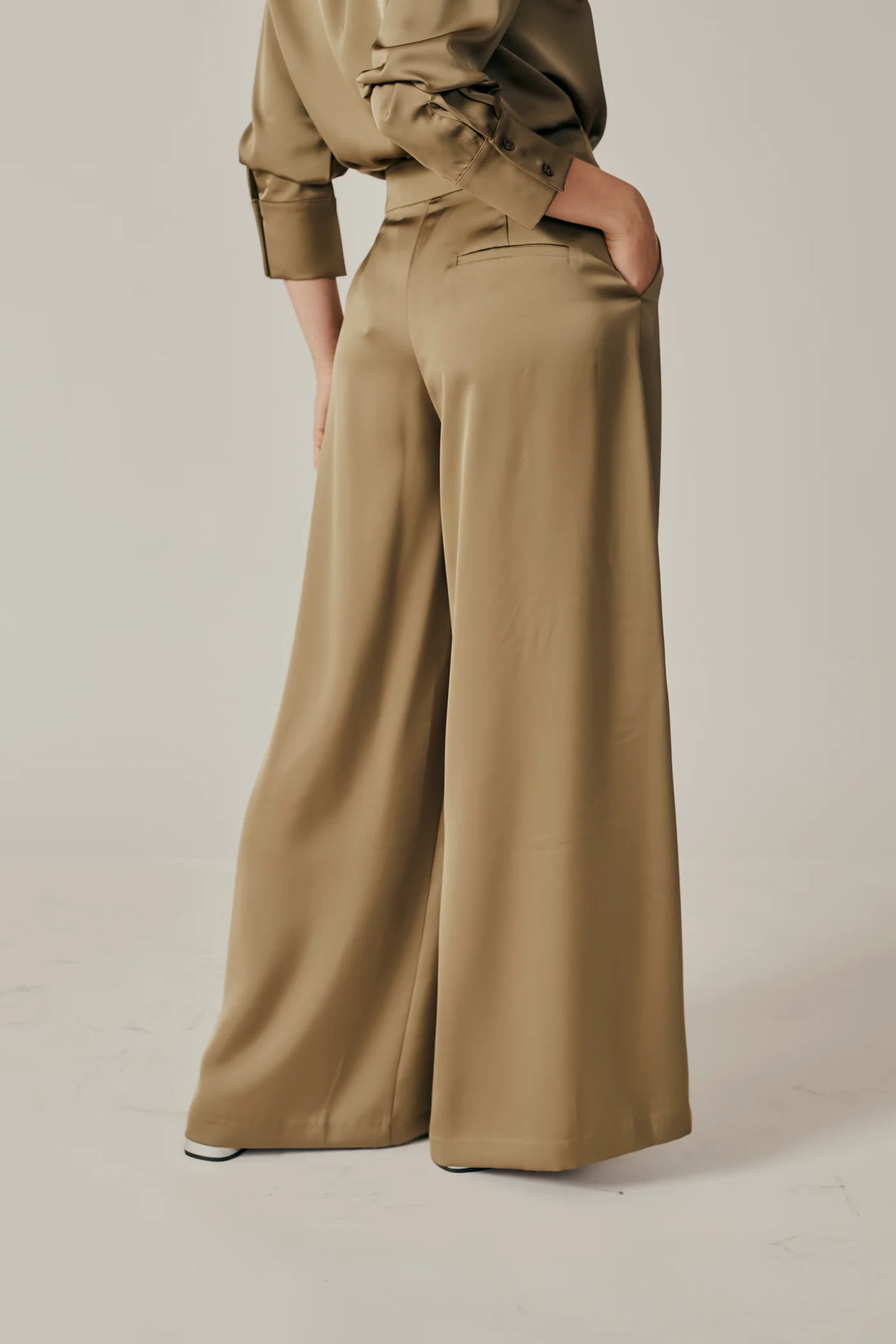 DELUC IRIS PANT - OLIVE PANT DELUC   