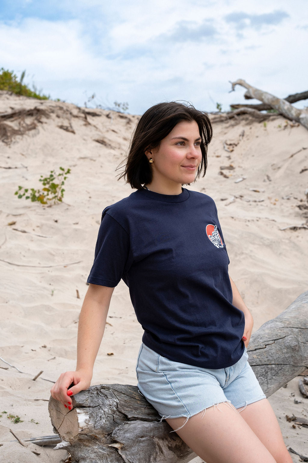 OAK SURF CLUB SINGLE FIN TEE - NAVY TSHIRT OAK SURF CLUB   