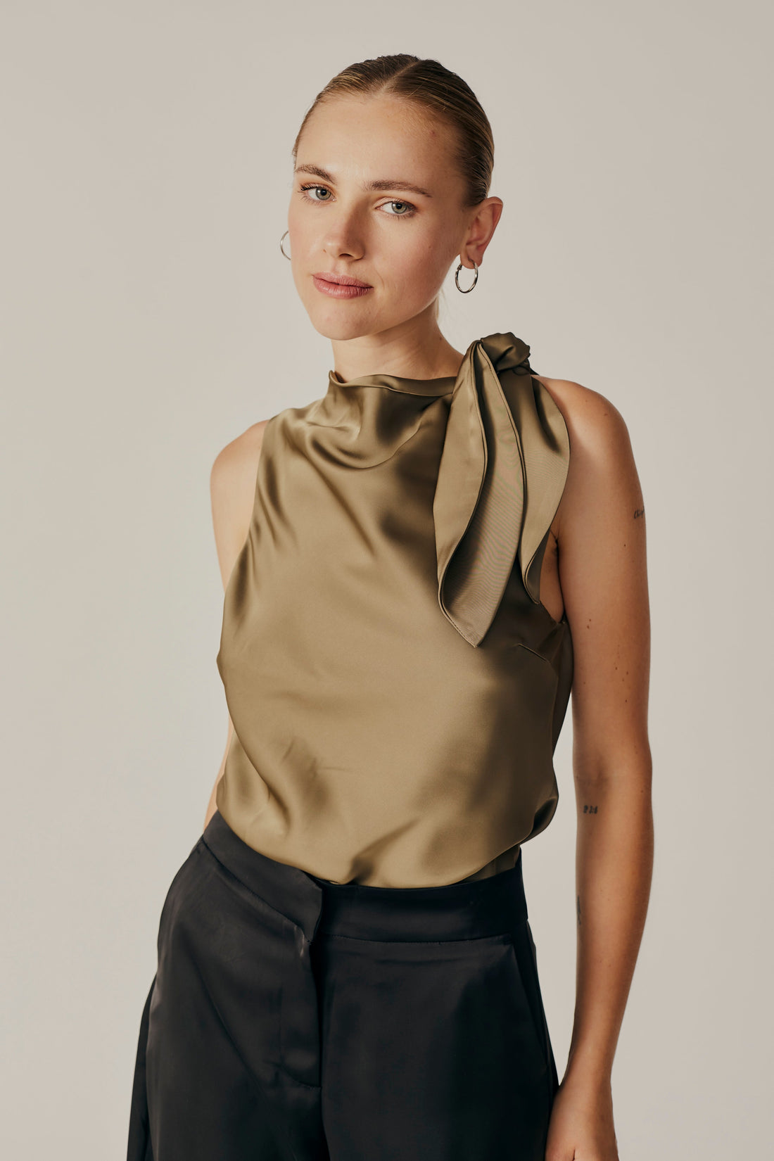 DELUC ALCHEMILLA TOP - OLIVE SHIRT DELUC   