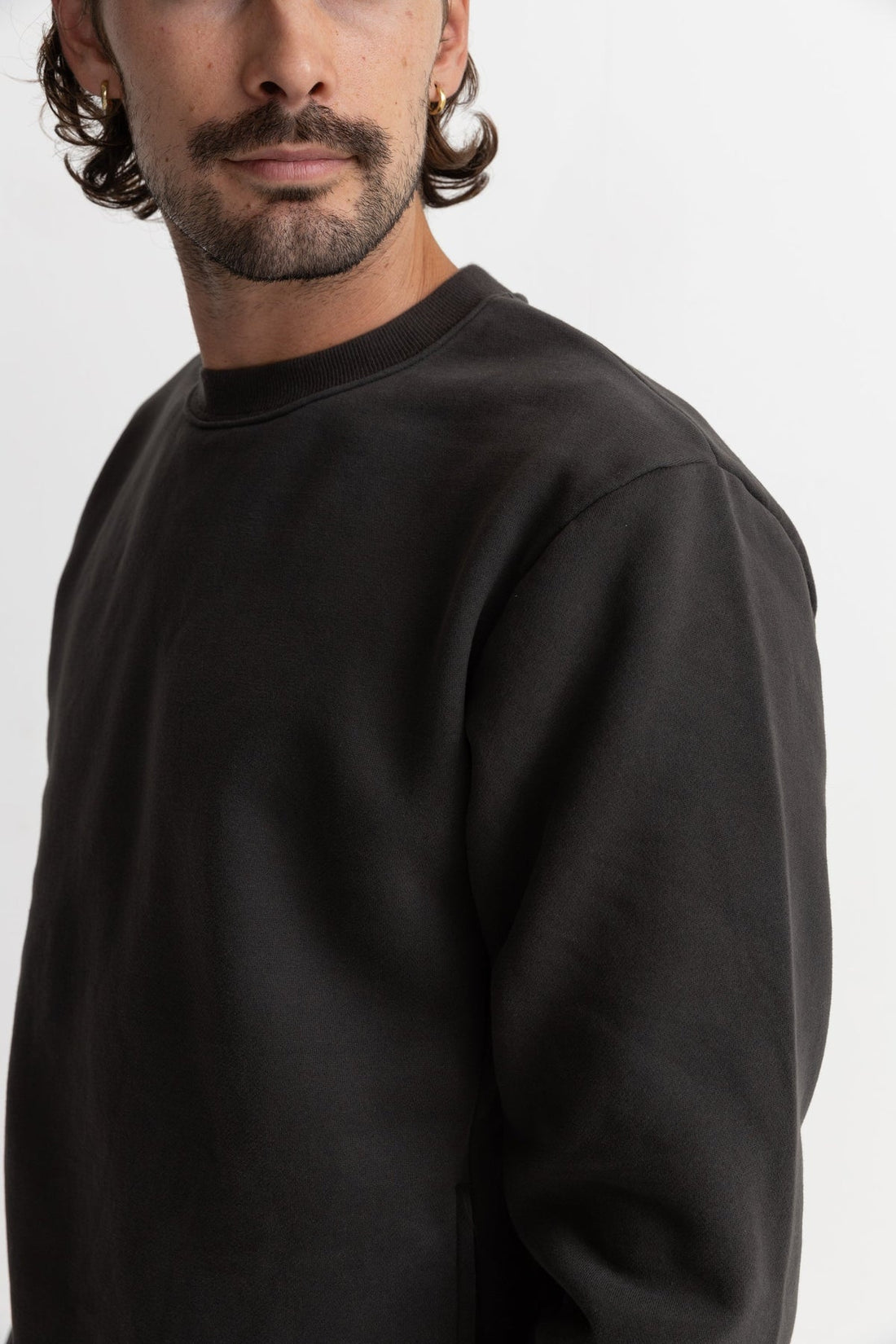 RHYTHM CLASSIC CREW KNIT - VINTAGE BLACK SWEATER RHTYHM   