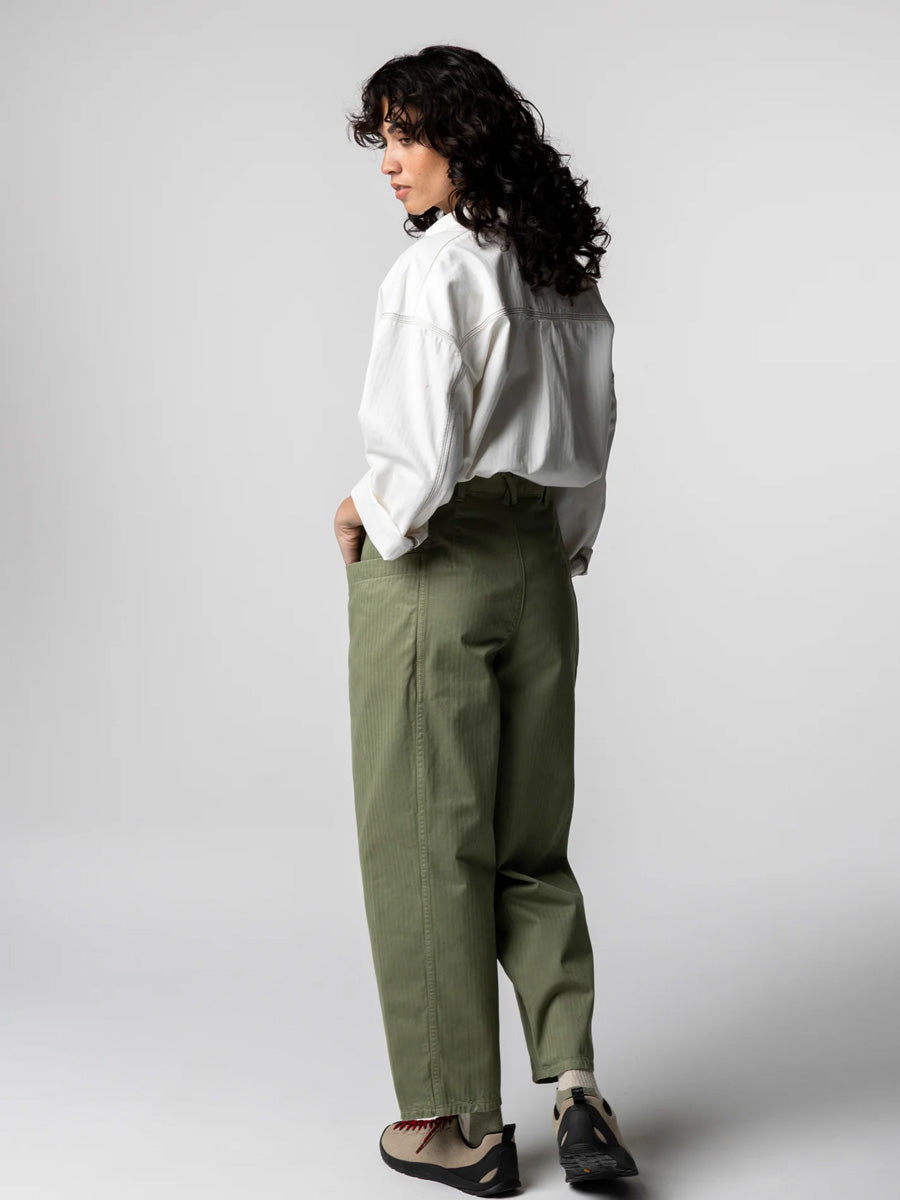 FINISTERRE CROFT BARREL TROUSER - BAYLEAF PANTS FINISTERRE