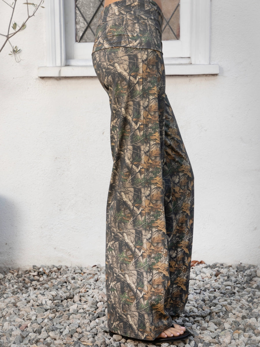 BAYOU DARK WOODLAND CAMO LEGGING - DARK CAMO
