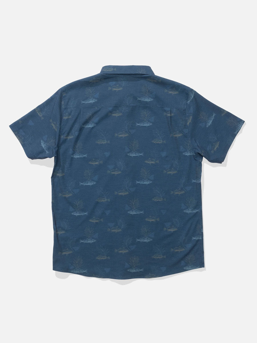 SALTY CREW BREEZER PERF BUTTON UP - NAVY SHIRTS SALTY CREW