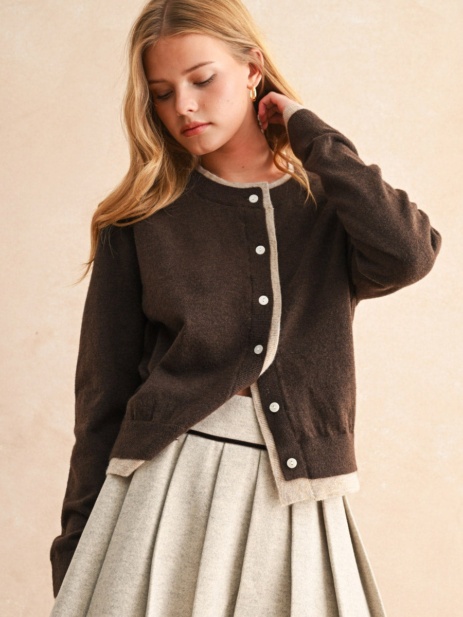COLOR CONTRAST BUTTON FRONT CARDIGAN - BROWN/TAN SWEATER OAK CLOTHING CO.