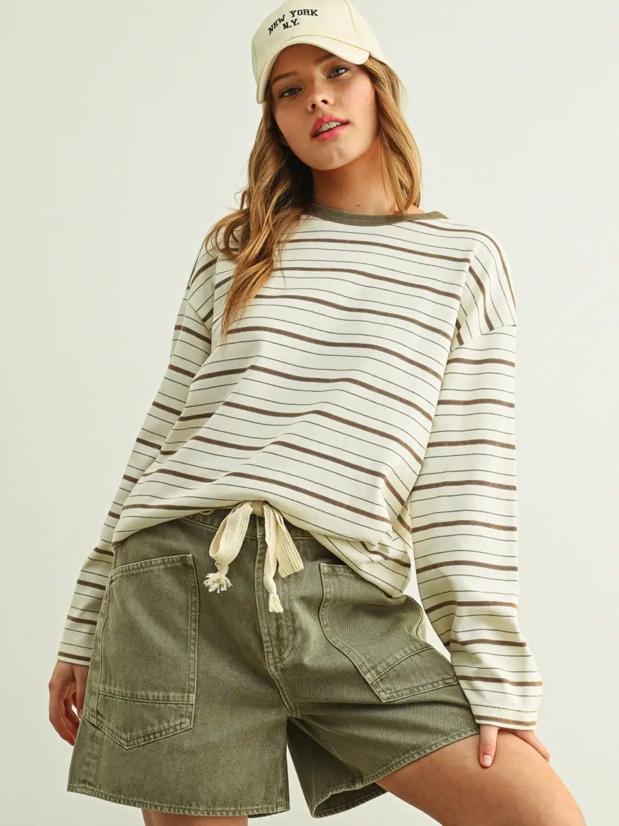 STRIPED PRINT LONG-SLEEVE ROUND NECK TOP - BROWN