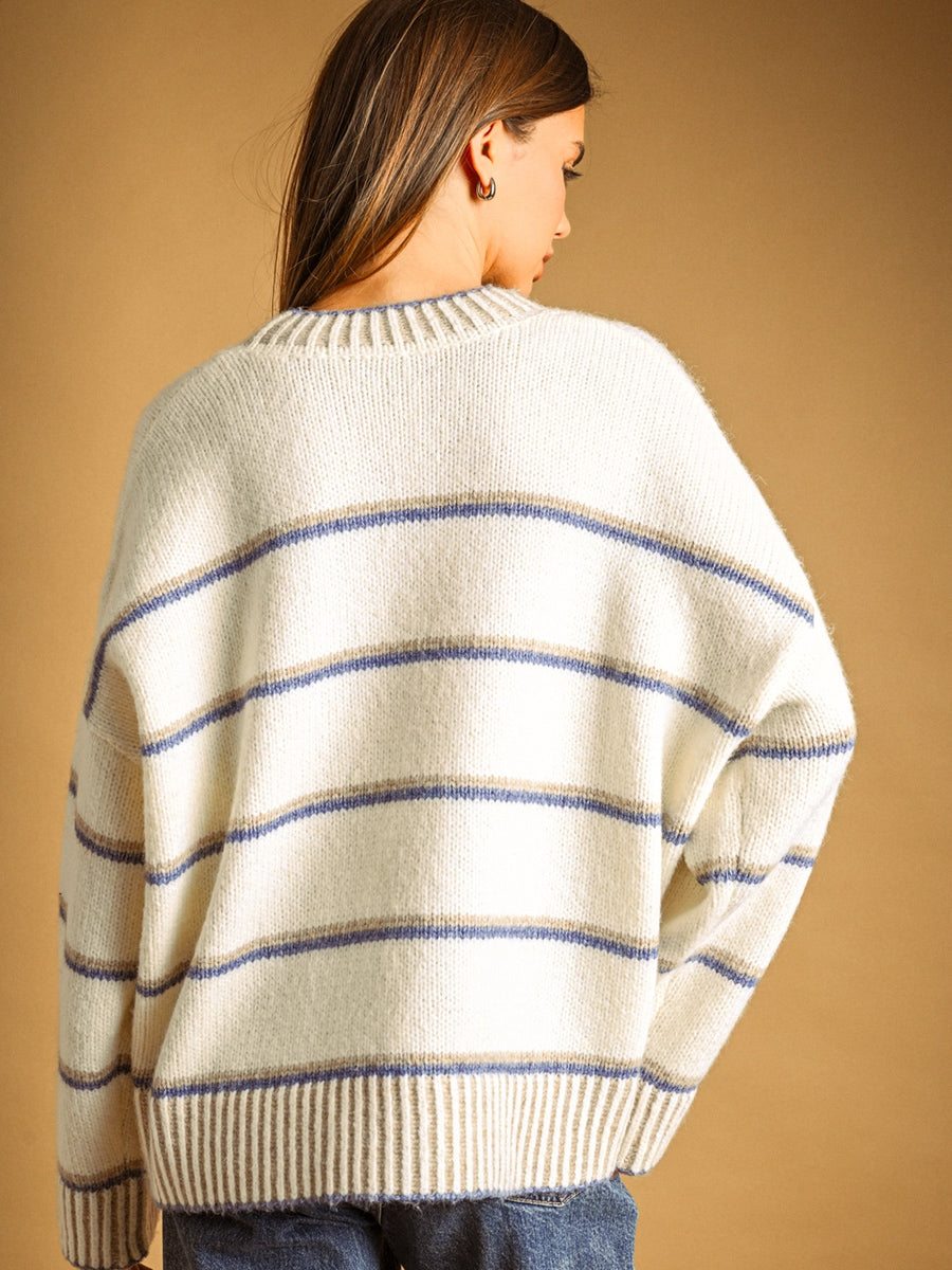 ROUND NECK LONG SLEEVE SWEATER - CREAM / BLUE SWEATERS OAK CLOTHING CO.