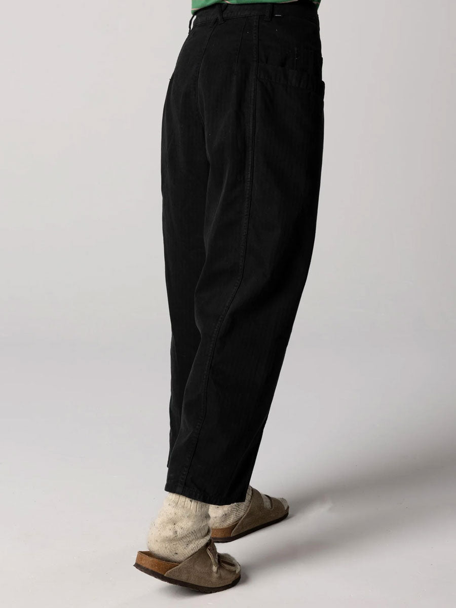 FINISTERRE CROFT BARREL TROUSER - BLACK PANTS FINISTERRE