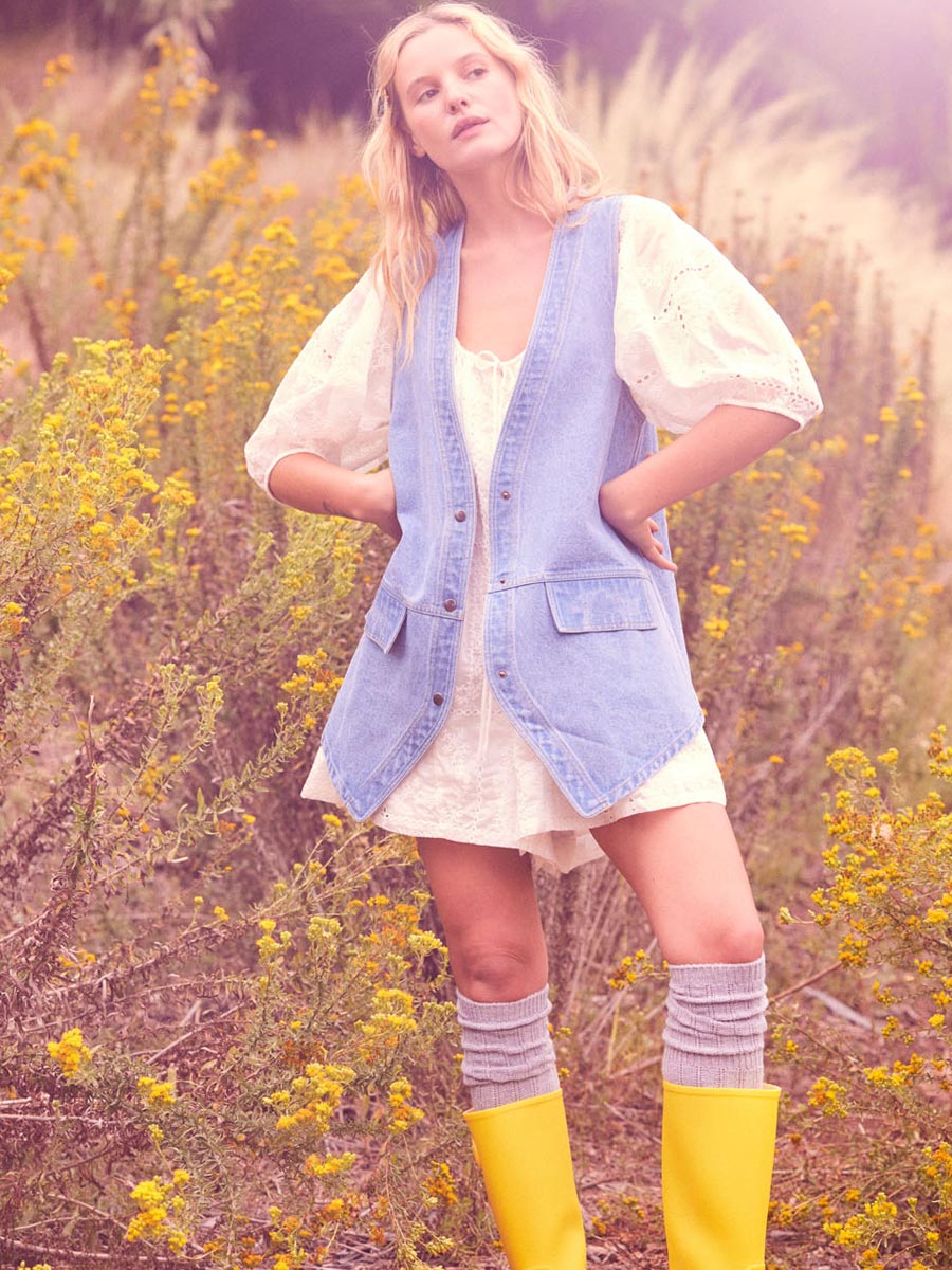 DENIM OVERSIZED VEST