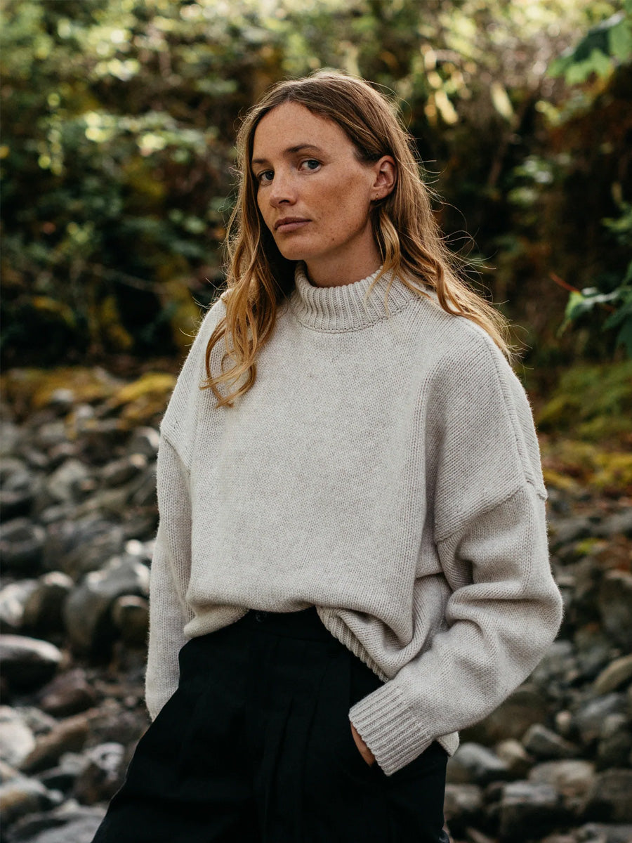 FINISTERRE EYRE CREW NECK JUMPER - OATMEAL SWEATERS FINISTERRE