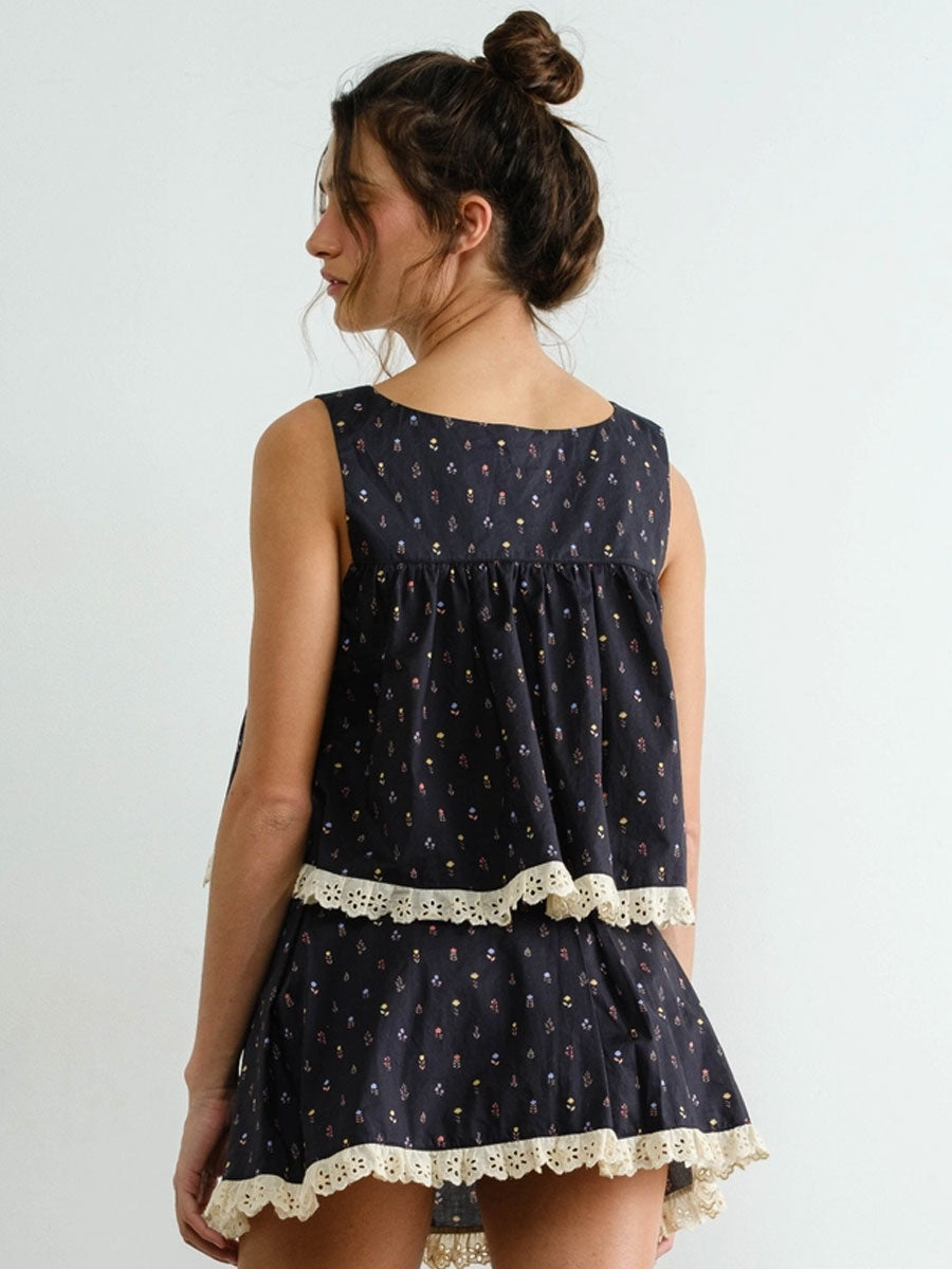 FLORAL RUFFLE LACE TRIM TOP - DARK NAVY TOPS OAK CLOTHING CO.
