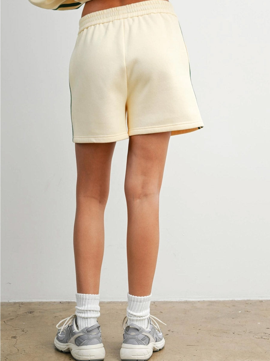 CONTRAST STRIPED DRAWSTRING SHORTS - GREEN