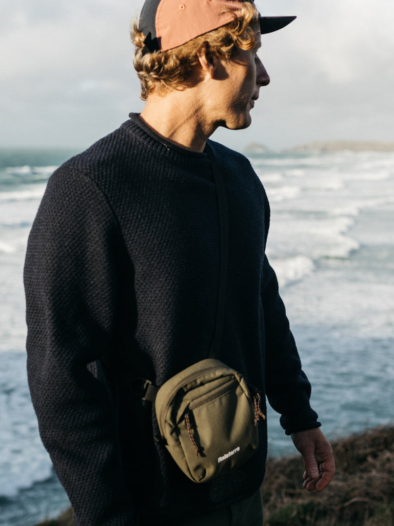 FINISTERRE MENS BARENTS JUMPER - INDIGO SWEATER FINISTERRE   