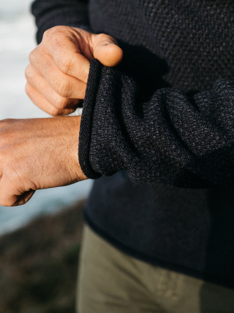 FINISTERRE MENS BARENTS JUMPER - INDIGO SWEATER FINISTERRE   