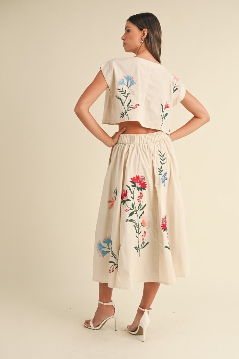 EMBROIDERED FLORAL MIDI SKIRT - CREAM SKIRT -   