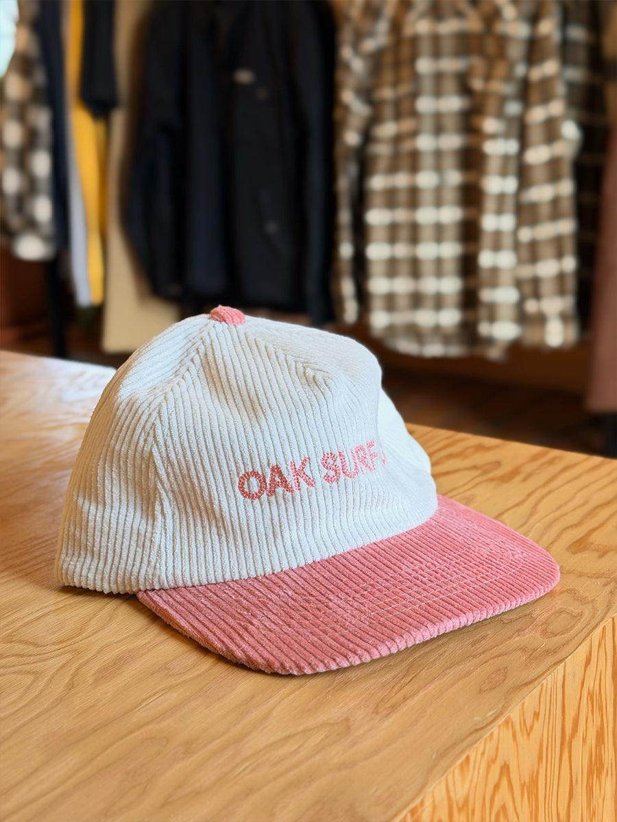 OAK SURF CLUB THE CHAIN HAT - BLUSH/WHITE