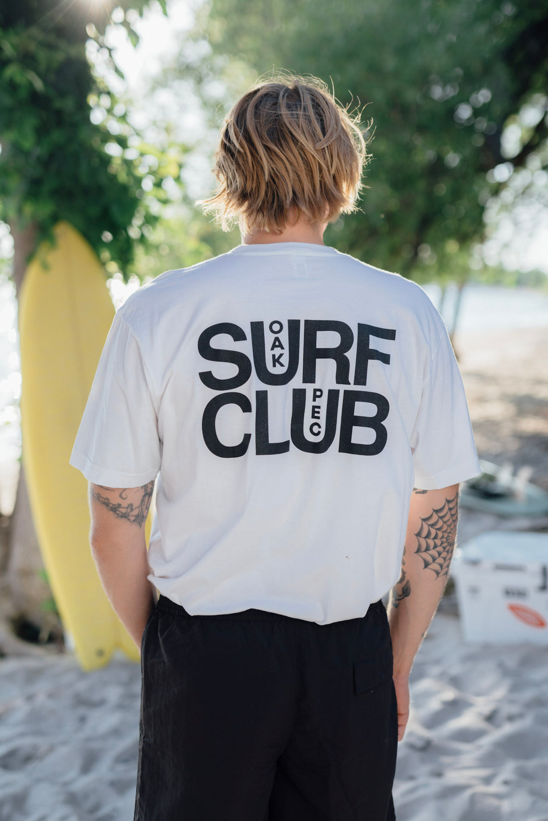 OAK SURF CLUB UNISEX PEC TEE - WHITE TSHIRT OAK SURF CLUB   